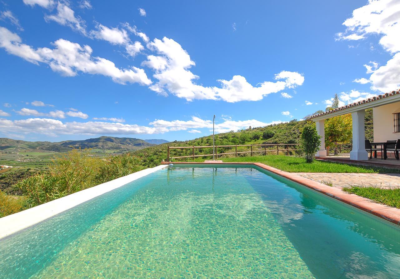 El Capricho Villa Rural Caminito Del Rey Alora Bagian luar foto
